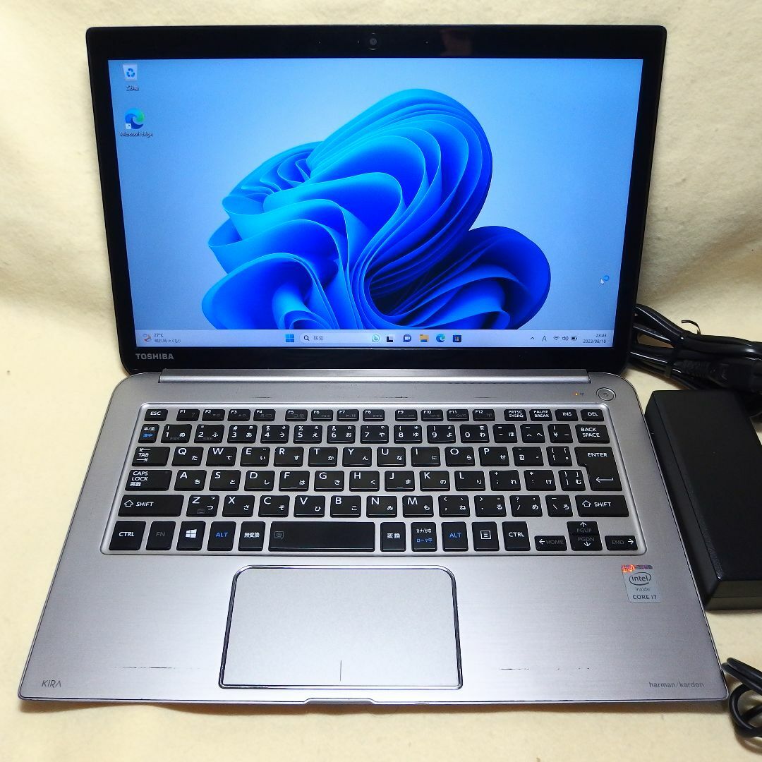 dynabook KIRA V73◆ i7-5500U/SSD 256G/8G