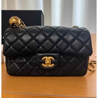 シャネル(CHANEL)のCHANELミニマトラッセ　ボールチェーンバッグ(ショルダーバッグ)