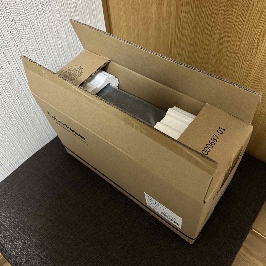 新品未使用 CyberPower 無停電電源装置 300W CPJ500 UPS