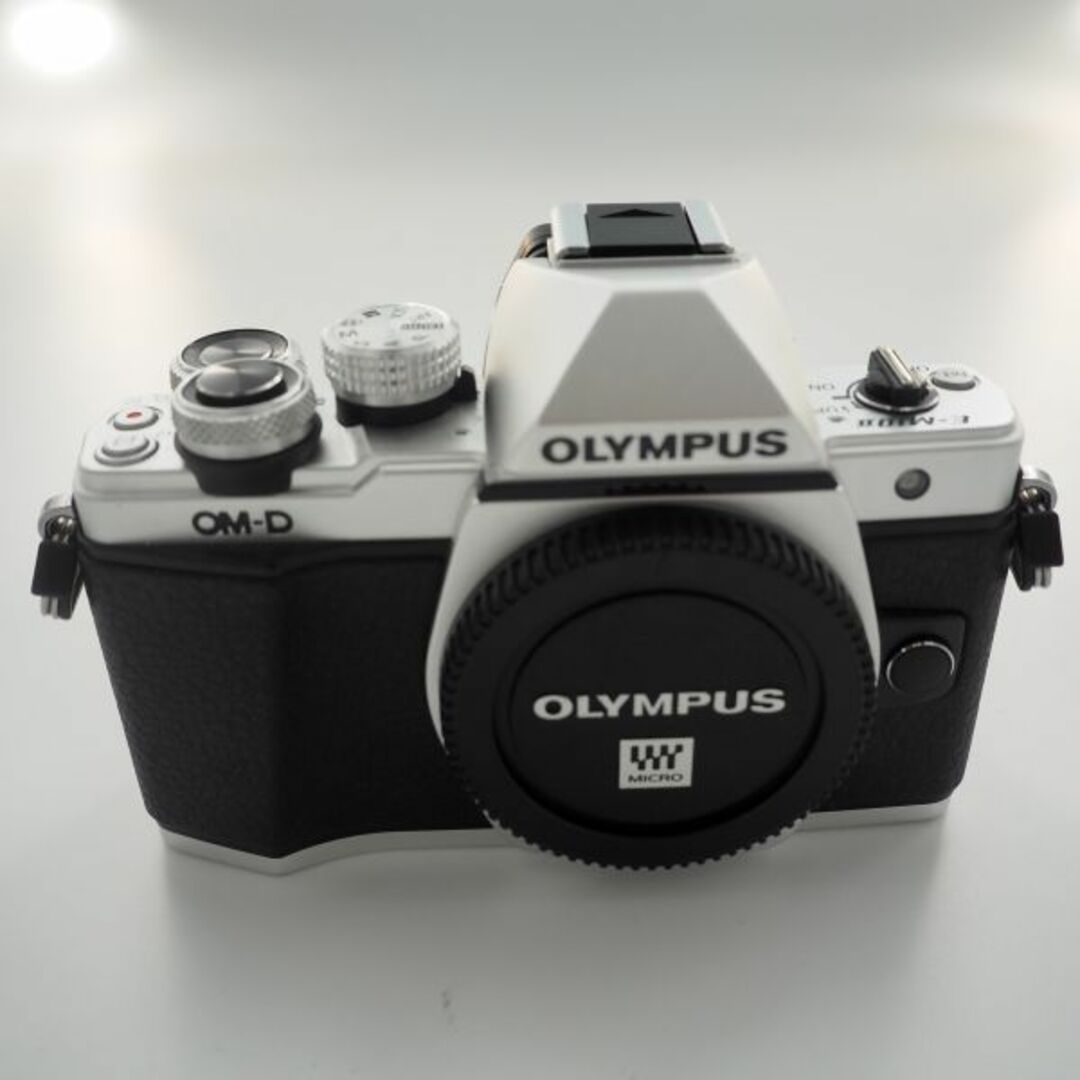 OLYMPUS - □ほぼ新品□ OLYMPUS OM-D E-M10 MarkII シルバーの通販 by