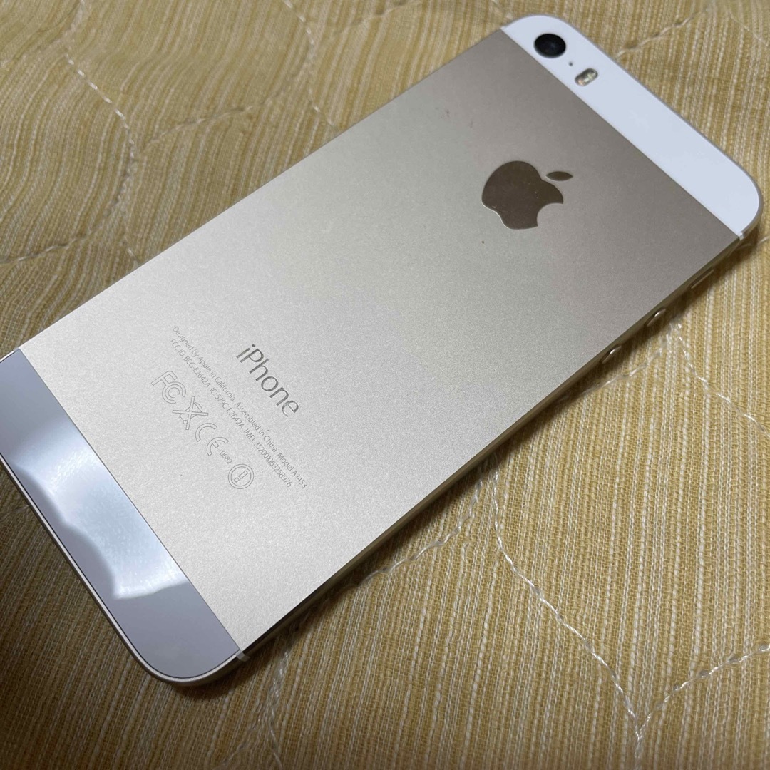iPhone5s ゴールド16GB　フィルム&コーティング済み（4000円相当）