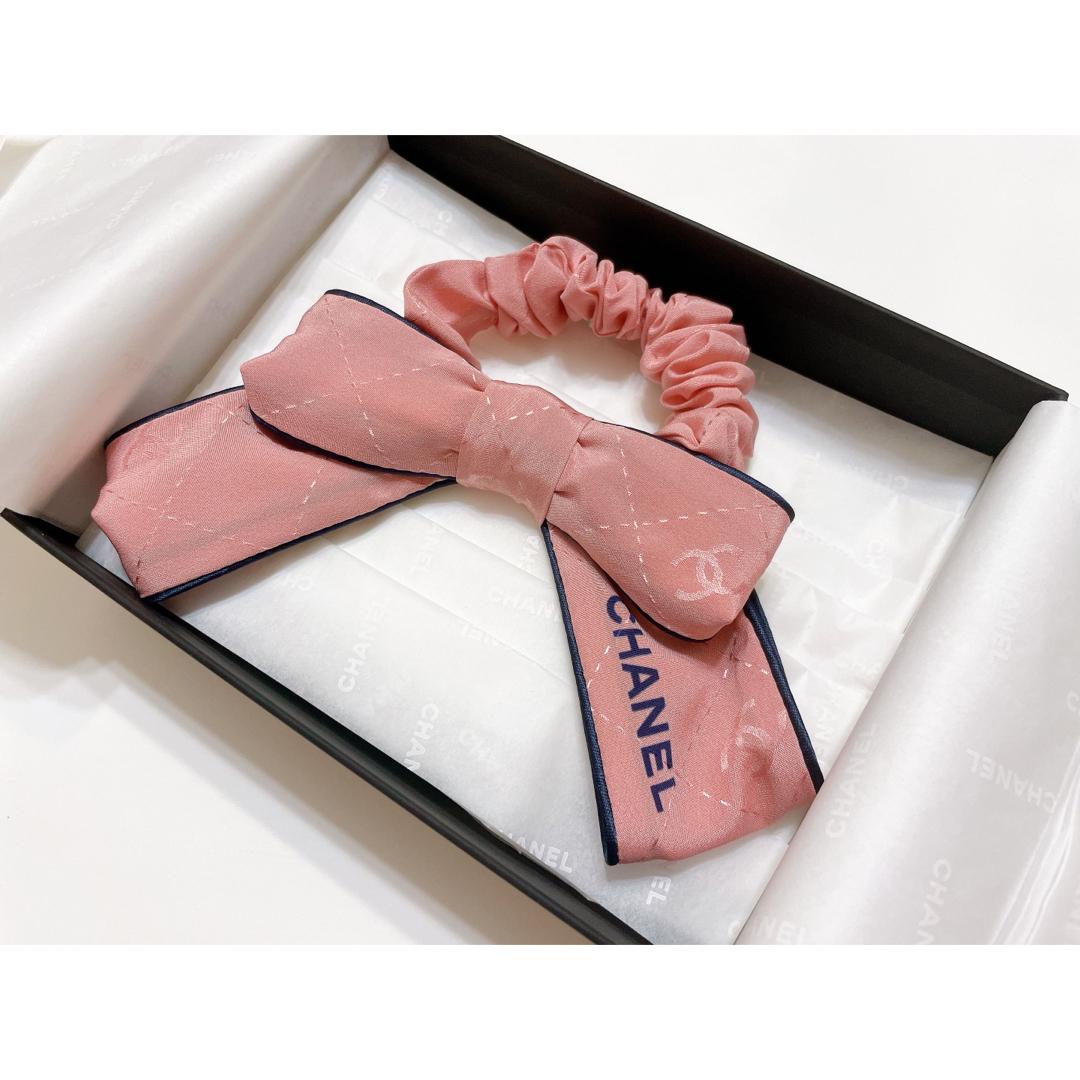 CHANEL - 新作 CHANEL シャネル リボン シュシュ ヘアアクセサリー