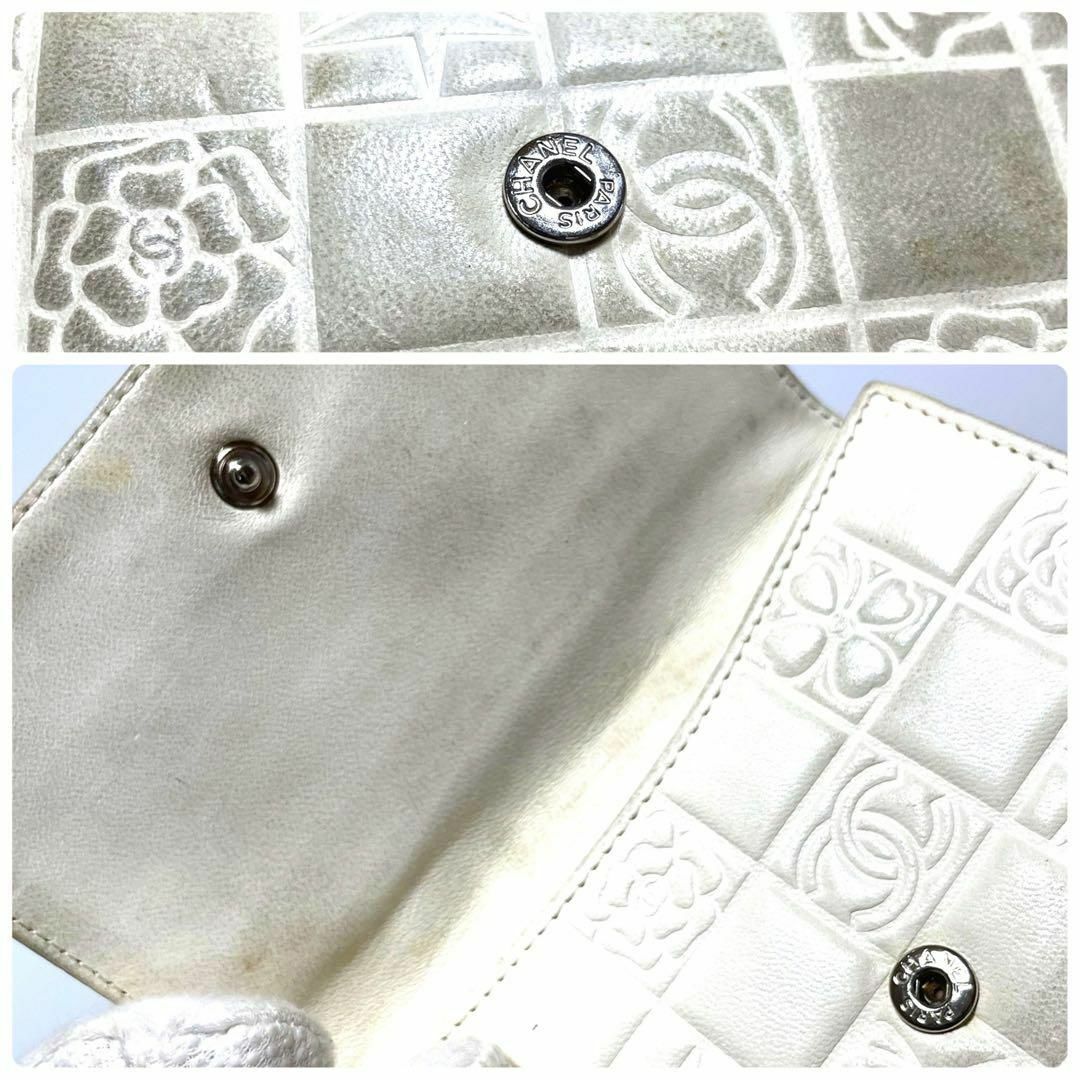 CHANEL(シャネル)のシャネル   折財布 ココマーク ロゴ シルバー Wホック ホワイト ラムスキン レディースのファッション小物(財布)の商品写真
