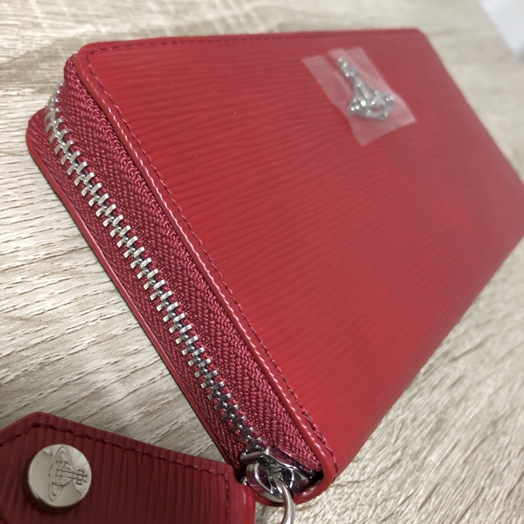 ★未使用★ヴィヴィアンウエストウッド 長財布 レッド ラウンドファスナー 箱付き
