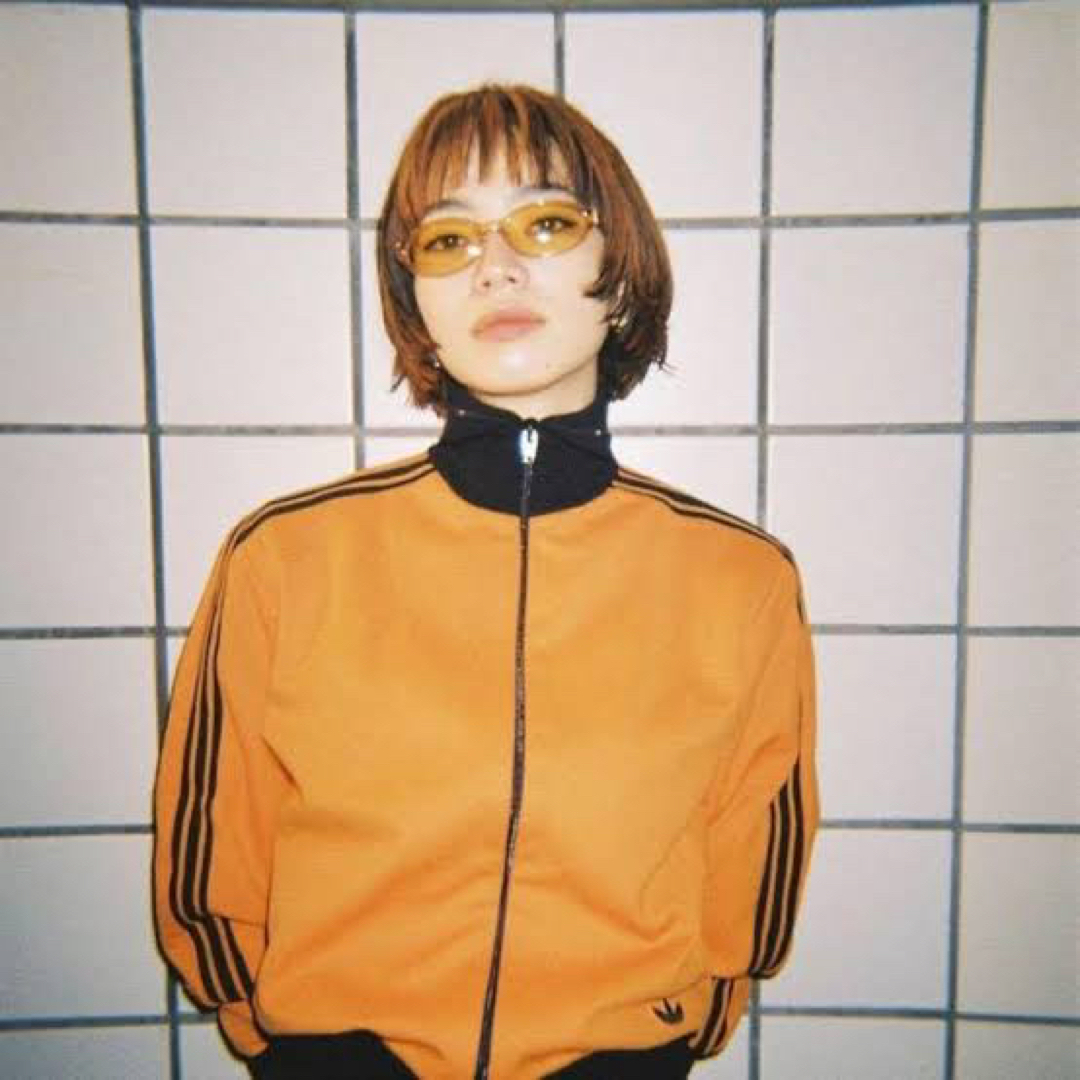 adidas アディダス  小松菜奈　トラックジャケット　好配色　オレンジロゴ