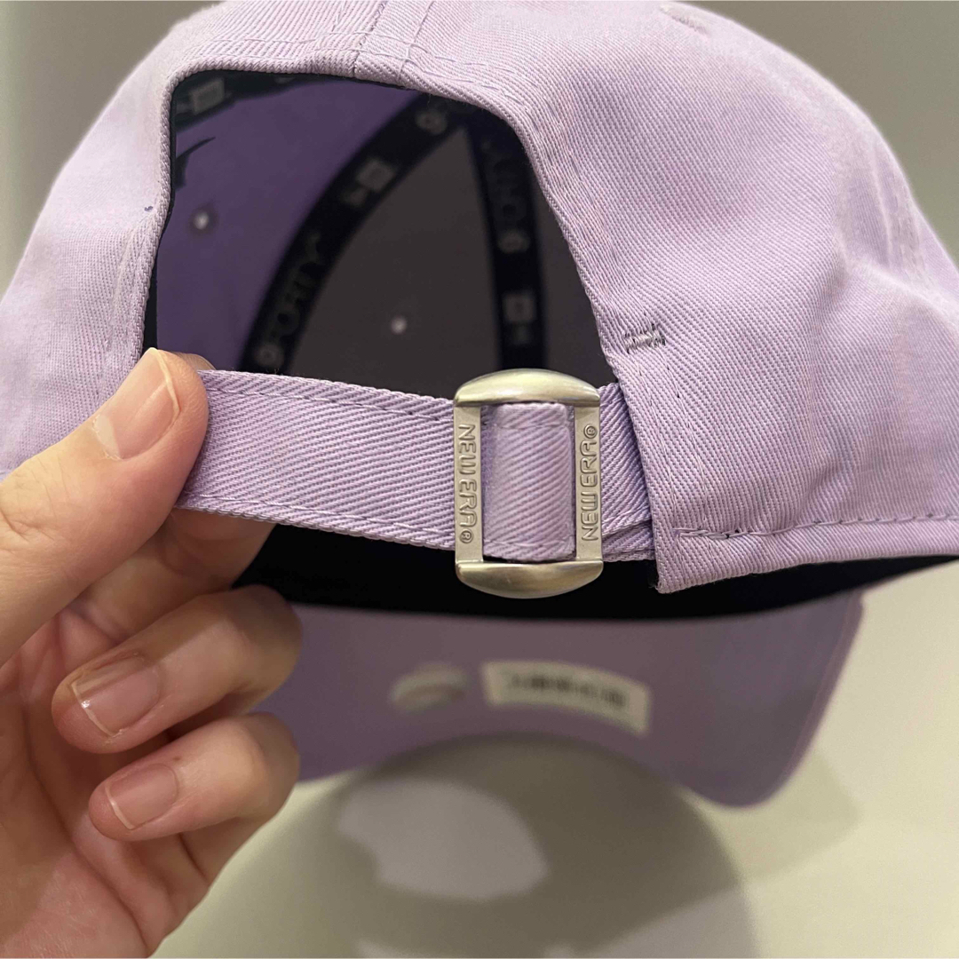 NEW ERA(ニューエラー)の秋物入荷　ニューエラ　キャップ　NYヤンキース　パープル  レディースの帽子(キャップ)の商品写真