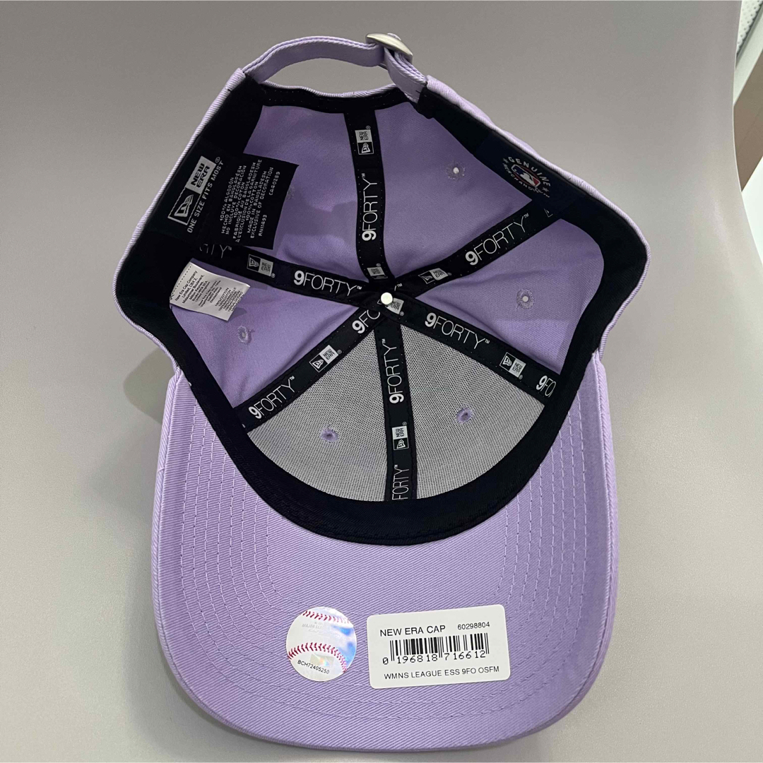 NEW ERA(ニューエラー)の秋物入荷　ニューエラ　キャップ　NYヤンキース　パープル  レディースの帽子(キャップ)の商品写真