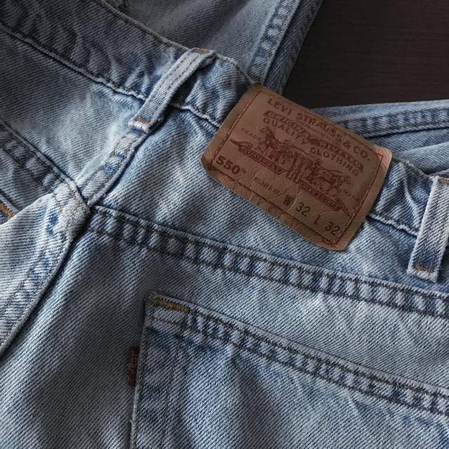 Levi's(リーバイス)のLEV'S ダメージジーンズ レディースのパンツ(デニム/ジーンズ)の商品写真