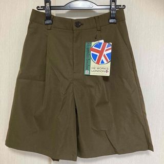 ＊HK WORKS LONDON タック　ハーフパンツ　Lサイズ　新品未使用＊