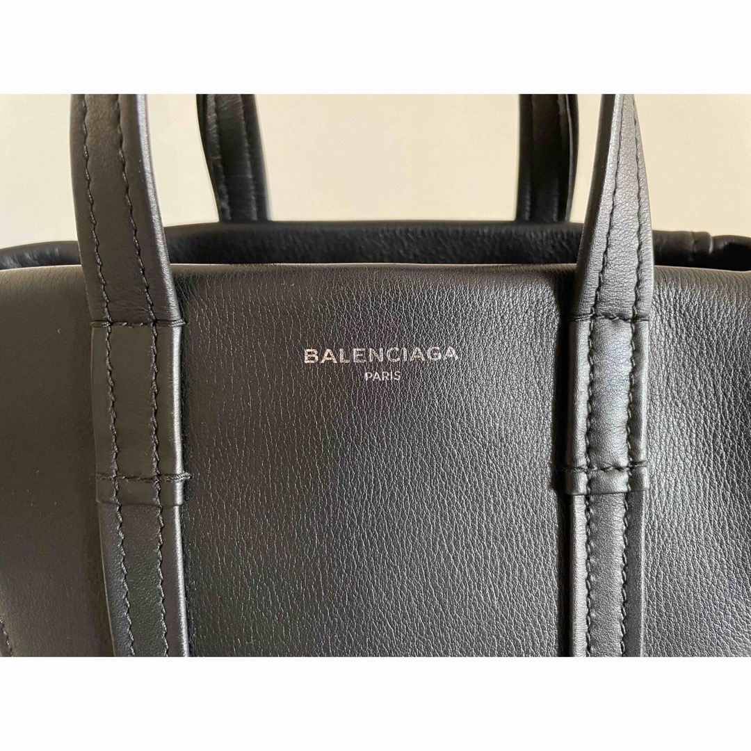 Balenciaga(バレンシアガ)のバレンシアガ　BALENCIAGA 2wayランドリーカバ　ランドリーバッグ レディースのバッグ(ハンドバッグ)の商品写真