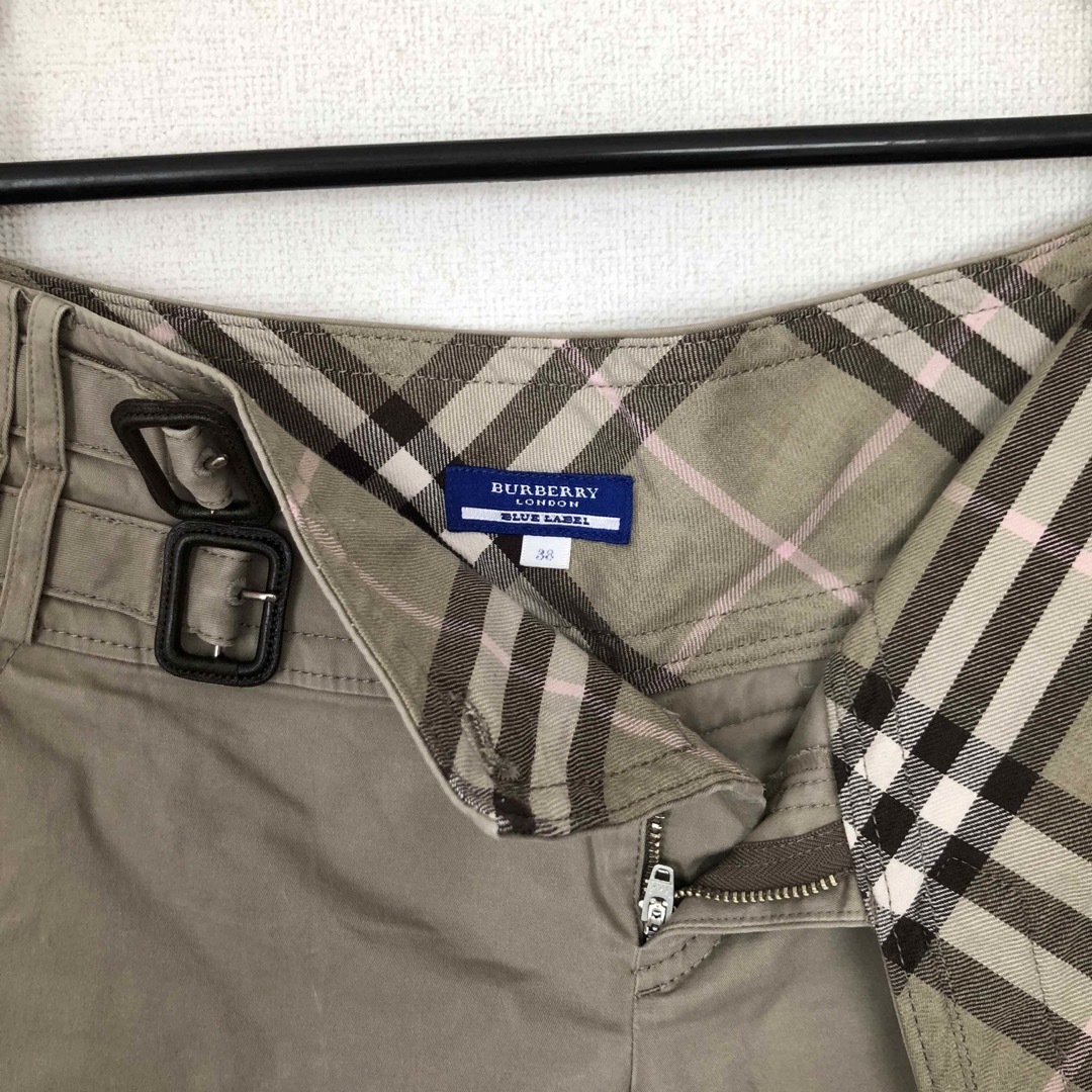 BURBERRY BLUE LABEL(バーバリーブルーレーベル)のBURBERRY   BLUE LABEL  レディースハーフパンツ レディースのパンツ(ハーフパンツ)の商品写真