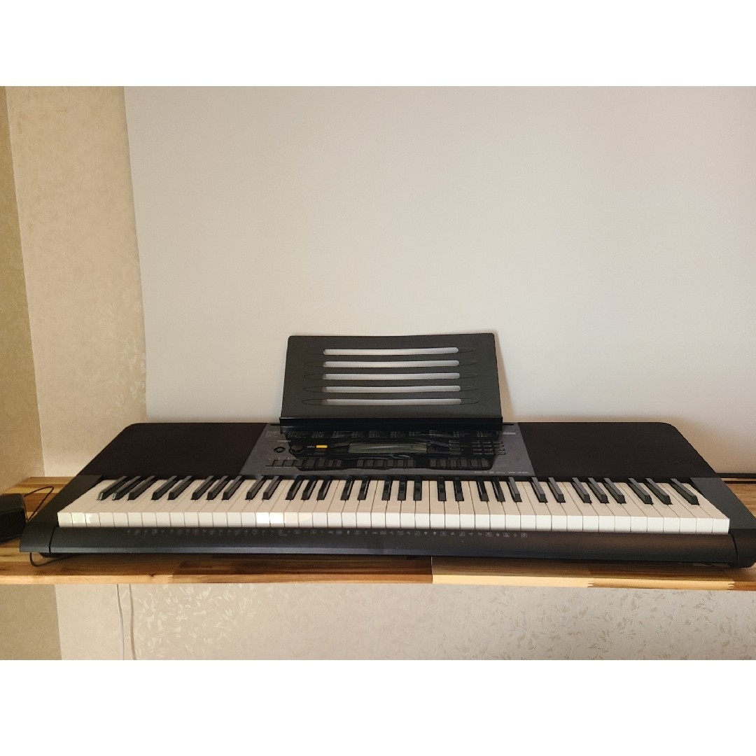 CASIO(カシオ)のカシオ 電子キーボード （スタンド付き） 楽器の鍵盤楽器(キーボード/シンセサイザー)の商品写真