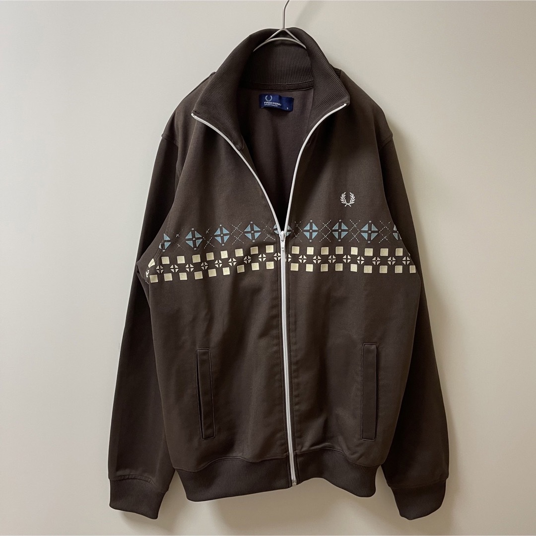 ほぼ新品】フレッドペリー刺繍トラックジャケットビンテージ古着ジャージ レトロ