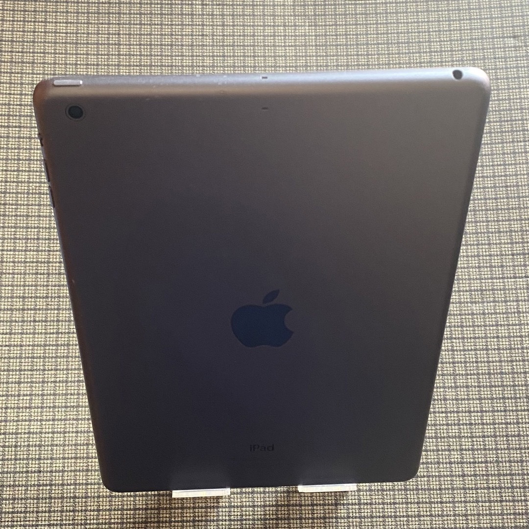 iPad(アイパッド)のiPadAIR 64GB wifi スマホ/家電/カメラのPC/タブレット(タブレット)の商品写真