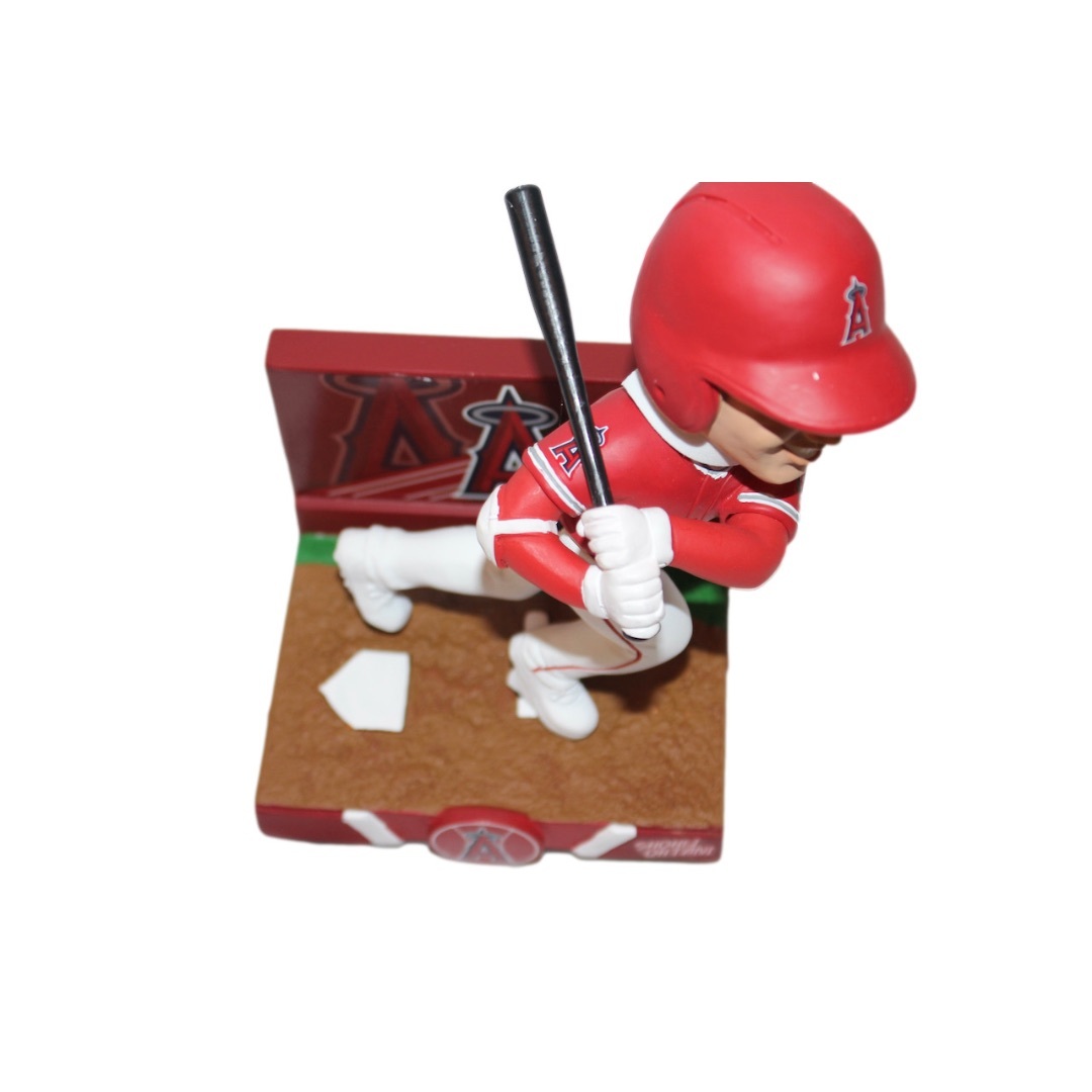 大谷翔平選手　フィギュア　PLAYER BOBBLE  スポーツ/アウトドアの野球(記念品/関連グッズ)の商品写真