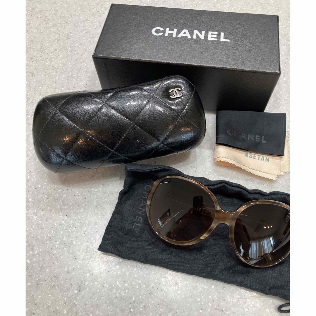 CHANEL シャネル　サングラス