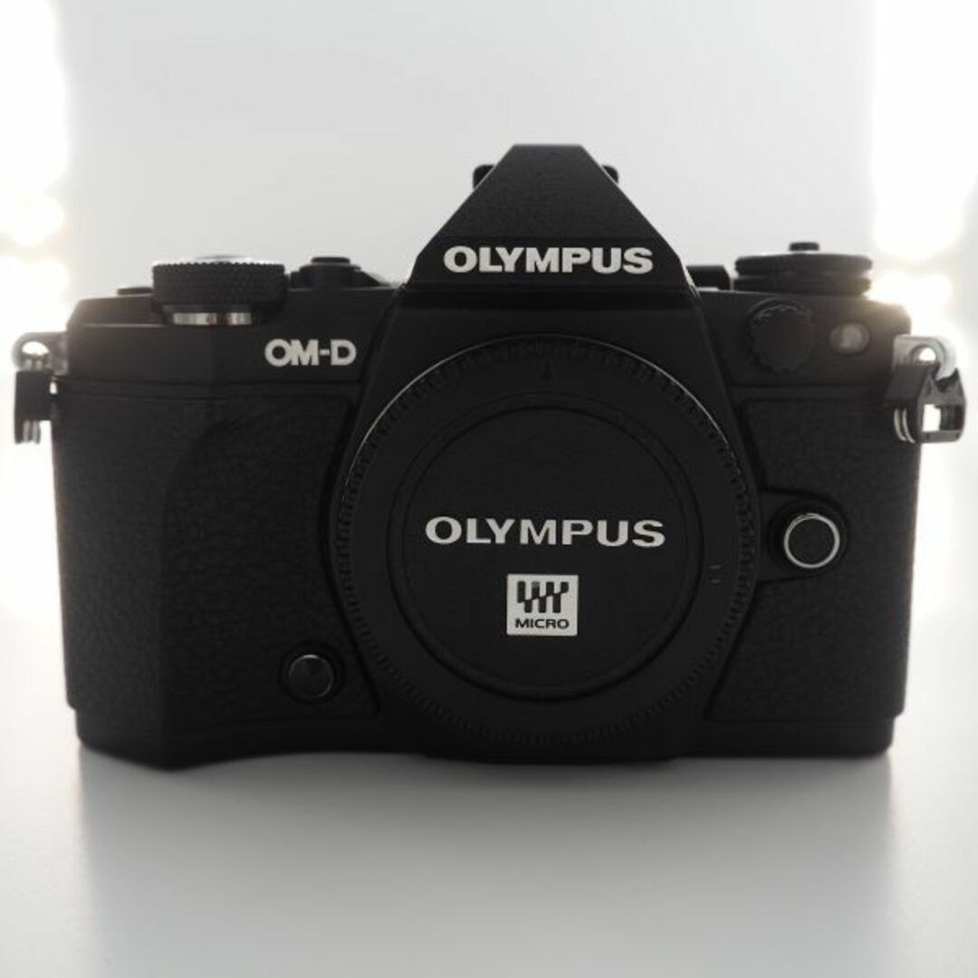 □ほぼ新品□ OLYMPUS OM-D E-M5 MarkII ブラック - ミラーレス一眼