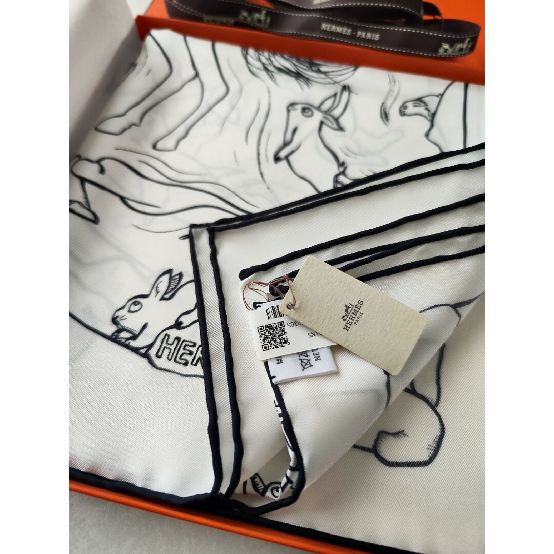 タグ付き新品未使用　HERMES　エルメス 2023AWカレ90　千と一のウサギ