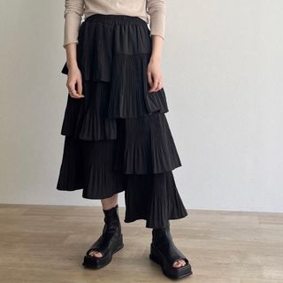 ❤︎ Asymmetry pleated skirt ❤︎(ロングスカート)