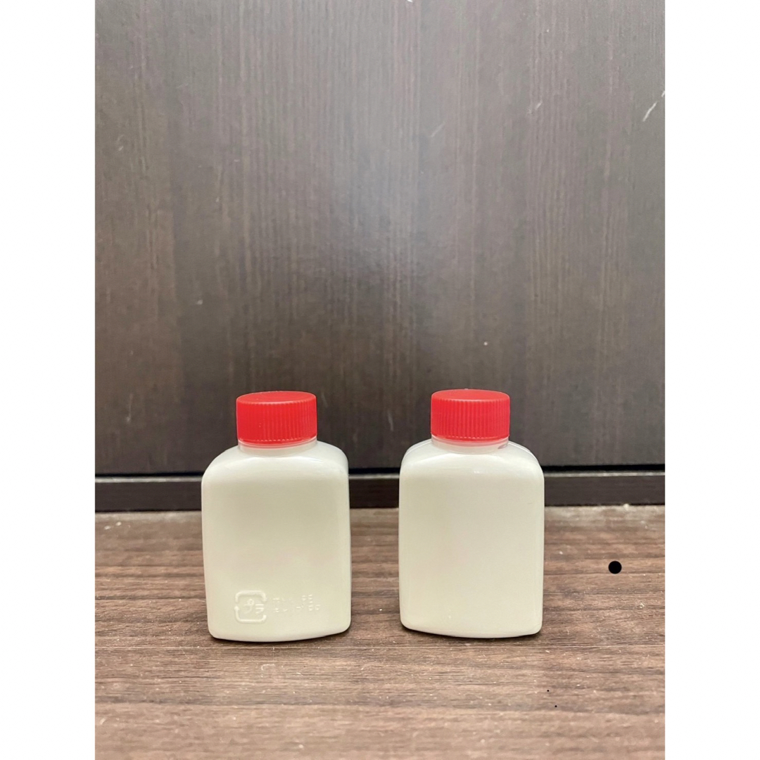 錆転換剤 33ml 2本 ギリギリまで入れてます! 自動車/バイクの自動車(メンテナンス用品)の商品写真