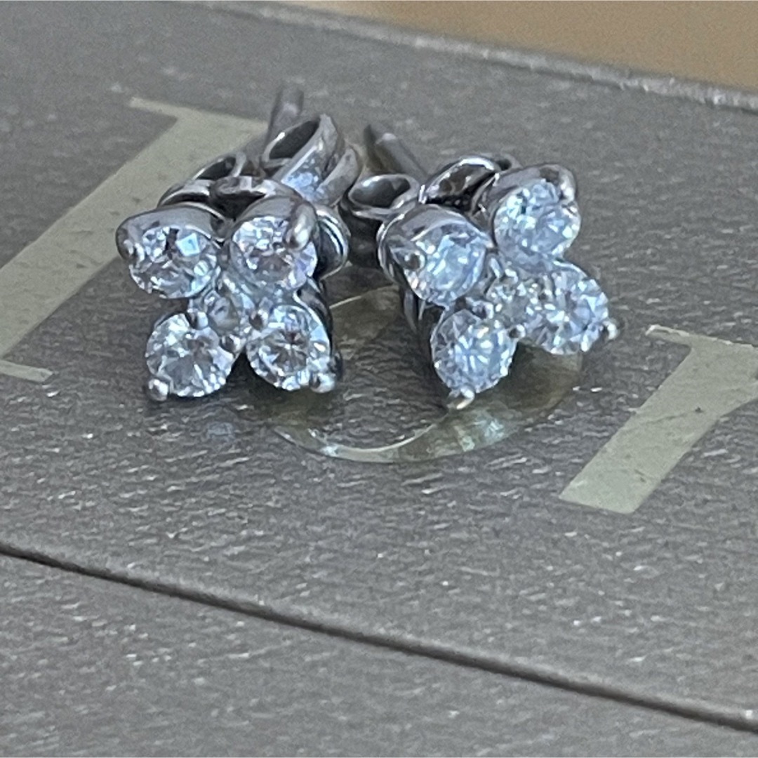 美品 ポンテヴェキオ フラワー ダイヤ ピアス 0.4ct WG - www