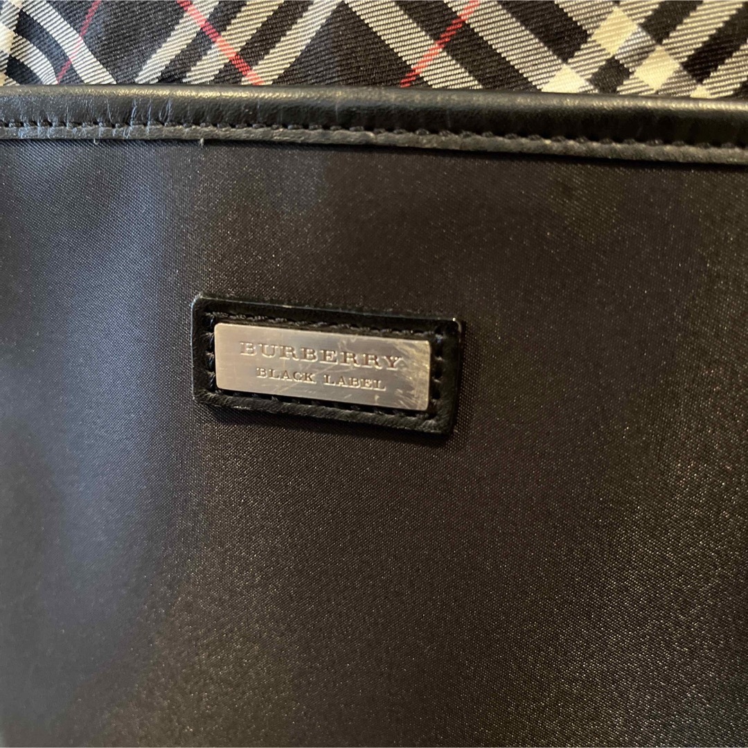 BURBERRY BLACK LABEL(バーバリーブラックレーベル)の美品バーバリーブラックレーベルノバチェック ショルダーバッグ サコッシュ ポーチ メンズのバッグ(ショルダーバッグ)の商品写真