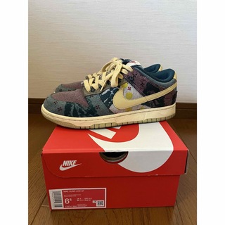 ナイキ(NIKE)のNIKE DUNK LOW "COMMUNITY GARDEN"(スニーカー)