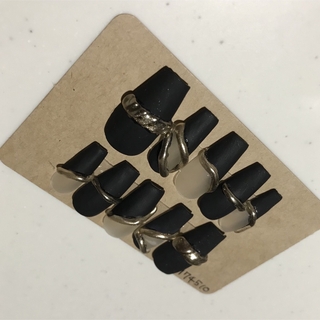 ネイルチップ　現品　ブラック　マット　ミラー　リング　ロング コスメ/美容のネイル(つけ爪/ネイルチップ)の商品写真