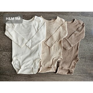 エイチアンドエム(H&M)のH&M 長袖ロンパース　9M　ベージュ系　3点セット(肌着/下着)