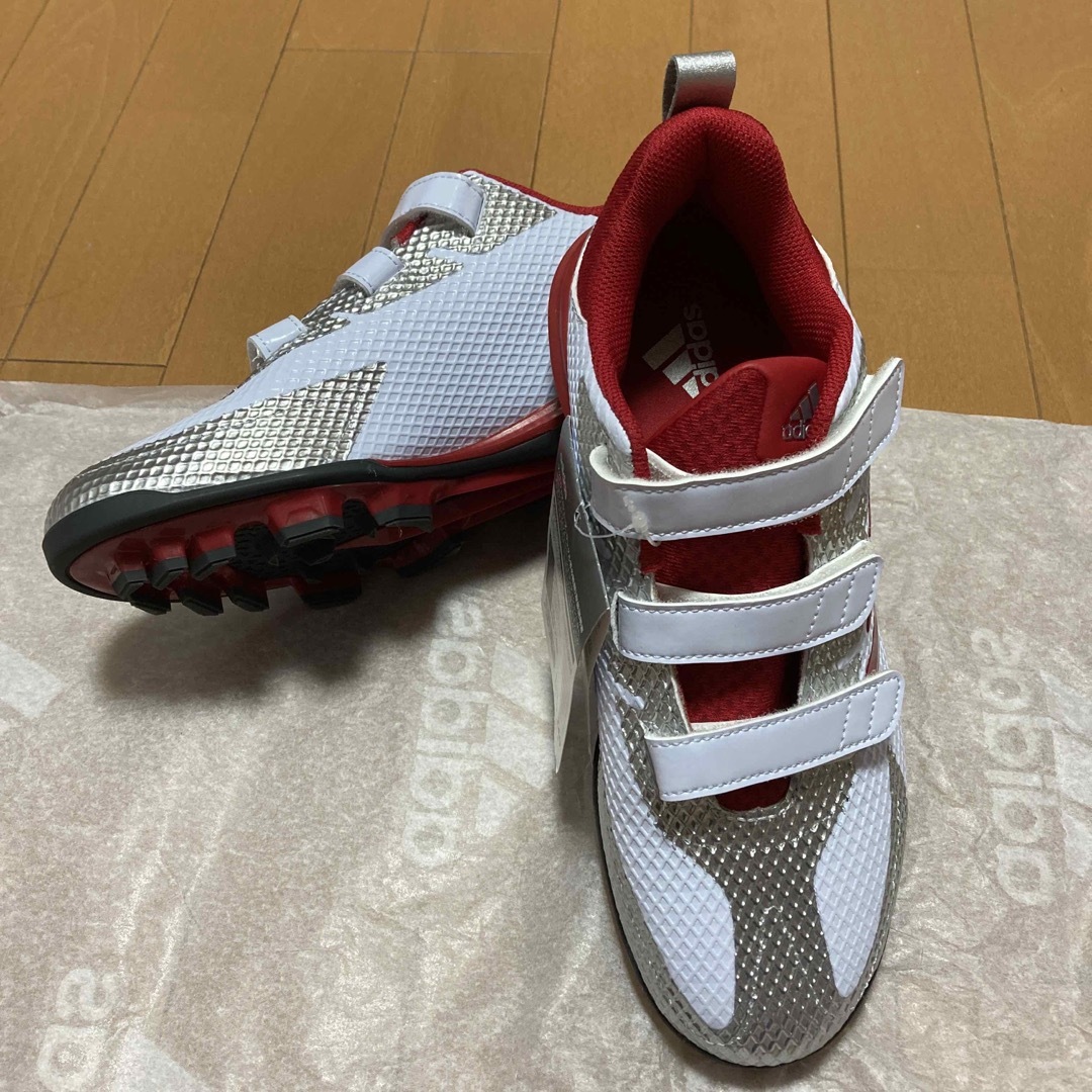 adidas(アディダス)の【Taka-cy様専用】【新品】スパイク　アディダス　24.0  スポーツ/アウトドアの野球(シューズ)の商品写真