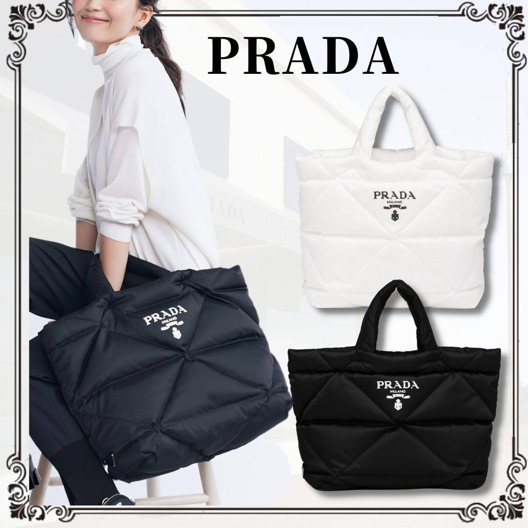 バッグPRADA リナイロン　パテッド　トートバッグ