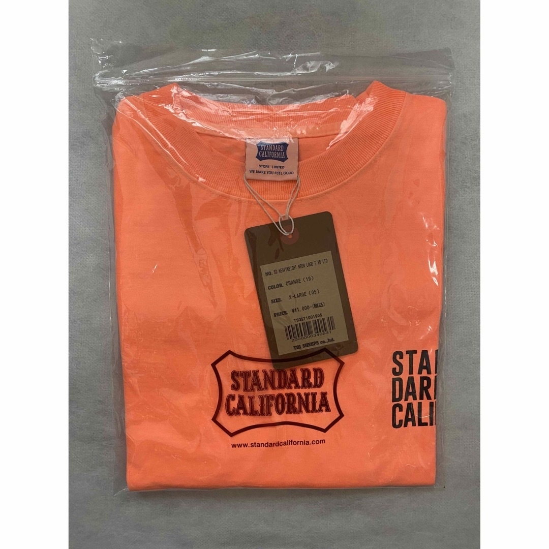 STANDARD CALIFORNIA(スタンダードカリフォルニア)のスタンダードカリフォルニア ネオンロゴ Tシャツ XL メンズのトップス(Tシャツ/カットソー(半袖/袖なし))の商品写真