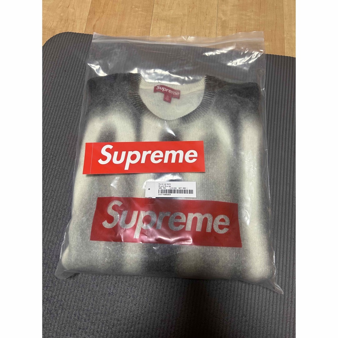 supreme blurred logo sweater