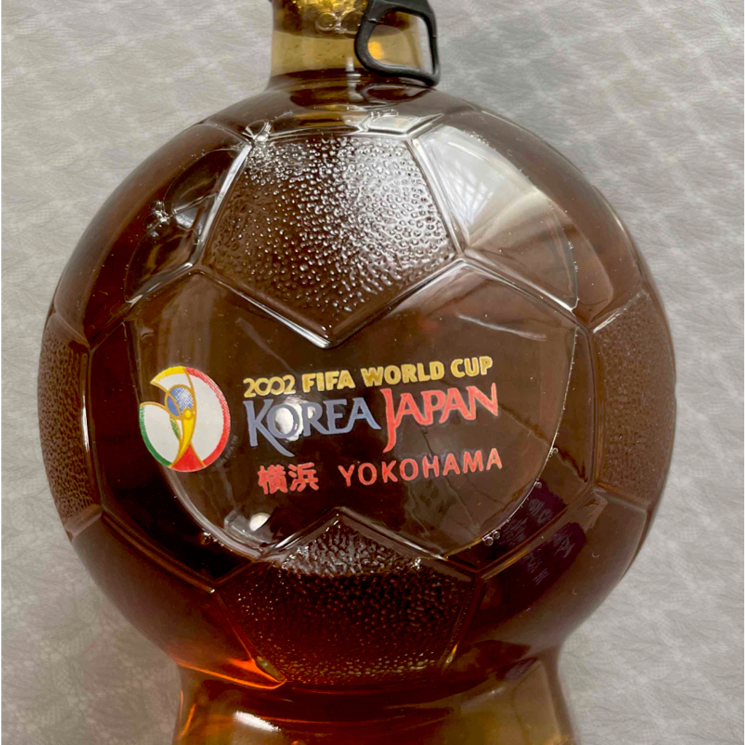 FIFA ワールドカップ2002 サッカーボトル 食品/飲料/酒の酒(日本酒)の商品写真