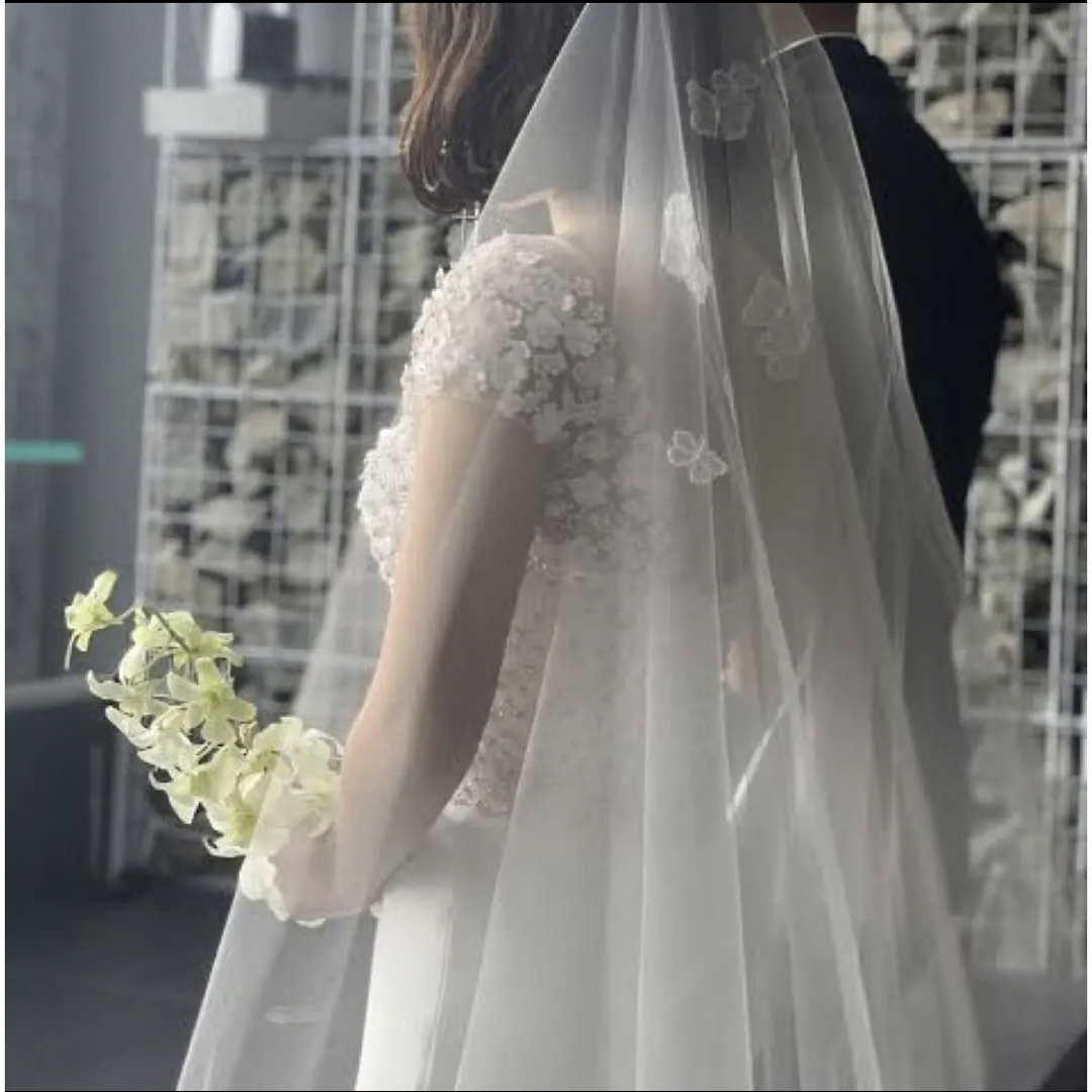 トリートドレッシング 花 蝶々 刺繍 ベール - ウェディング トリートドレッシング 花 蝶々 刺繍 ベール - ウェディング