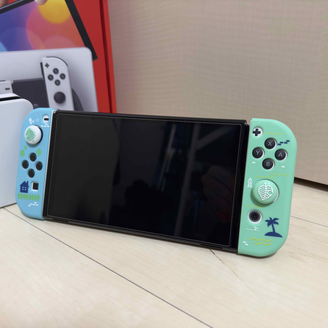 新品同様｜Nintendo Switch 有機EL ホワイト おまけ付きの通販 by