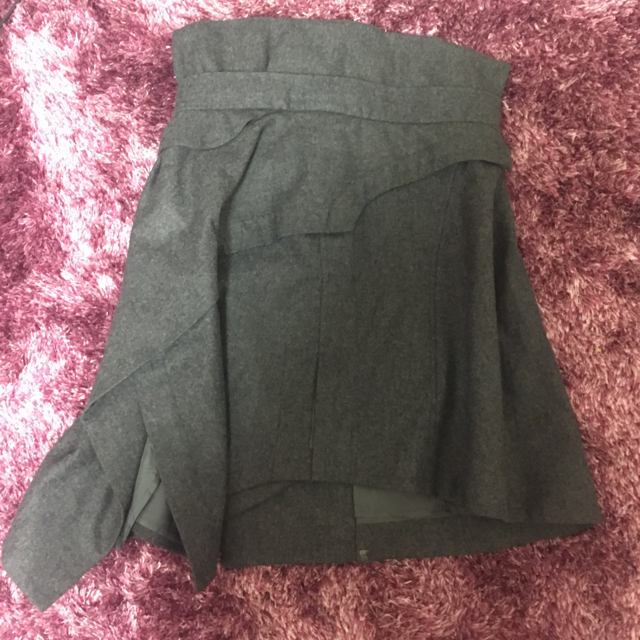 CARVEN(カルヴェン)のCARVEN スカート レディースのスカート(ミニスカート)の商品写真