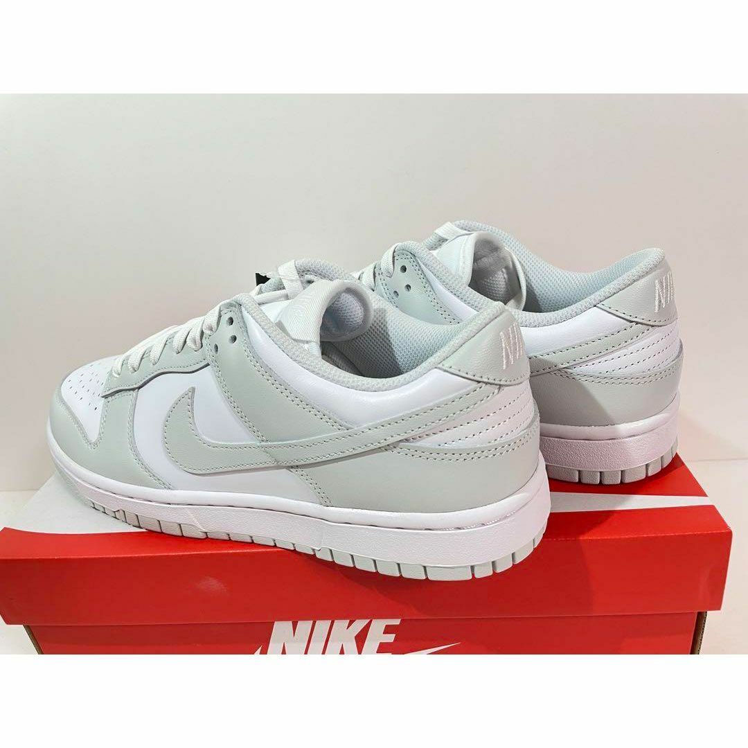 NIKE(ナイキ)の【新品】24cm NIKE WMNS Dunk Low フォトンダスト レディースの靴/シューズ(スニーカー)の商品写真