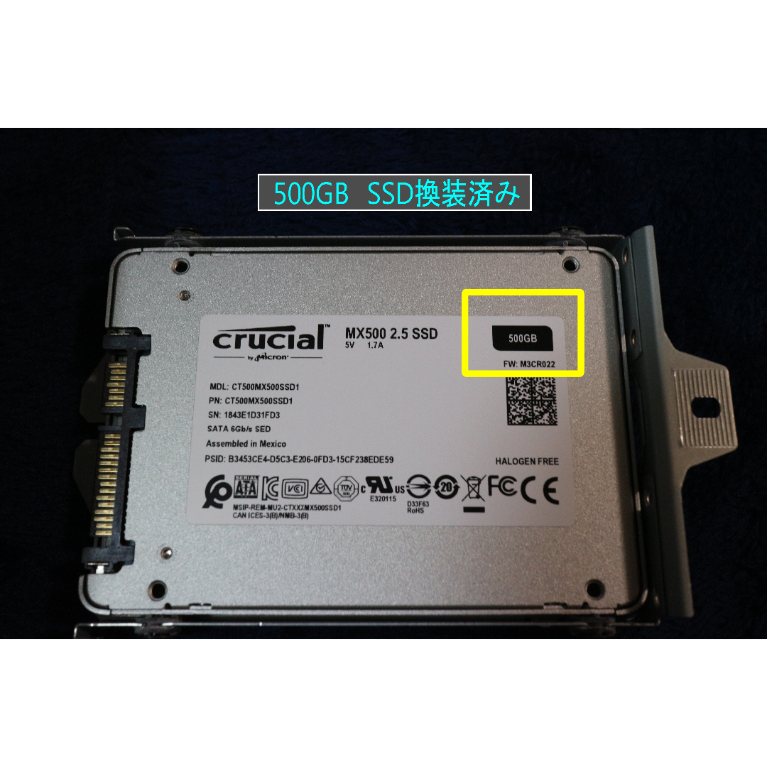PlayStation4(プレイステーション4)のPS4 Pro 本体 CUH-7200BB02 グレイシャーホワイト エンタメ/ホビーのゲームソフト/ゲーム機本体(家庭用ゲーム機本体)の商品写真