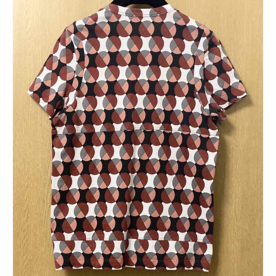 Marni(マルニ)のMARNI マルニ Tシャツ カットソー 半袖 Vネック 38サイズ  レディースのトップス(Tシャツ(半袖/袖なし))の商品写真