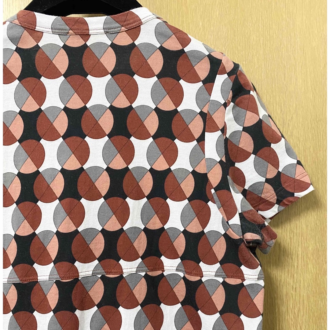 Marni(マルニ)のMARNI マルニ Tシャツ カットソー 半袖 Vネック 38サイズ  レディースのトップス(Tシャツ(半袖/袖なし))の商品写真