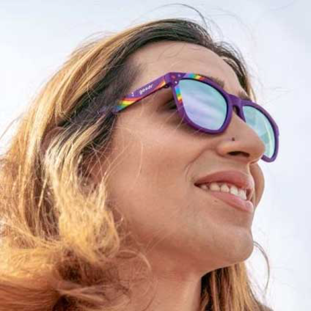 Oakley(オークリー)のgoodr サングラス　LGBTQ+AF レディースのファッション小物(サングラス/メガネ)の商品写真