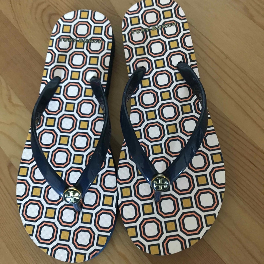 Tory Burch - トリーバーチビーチサンダルほぼ新品同様の通販 by MIU ...