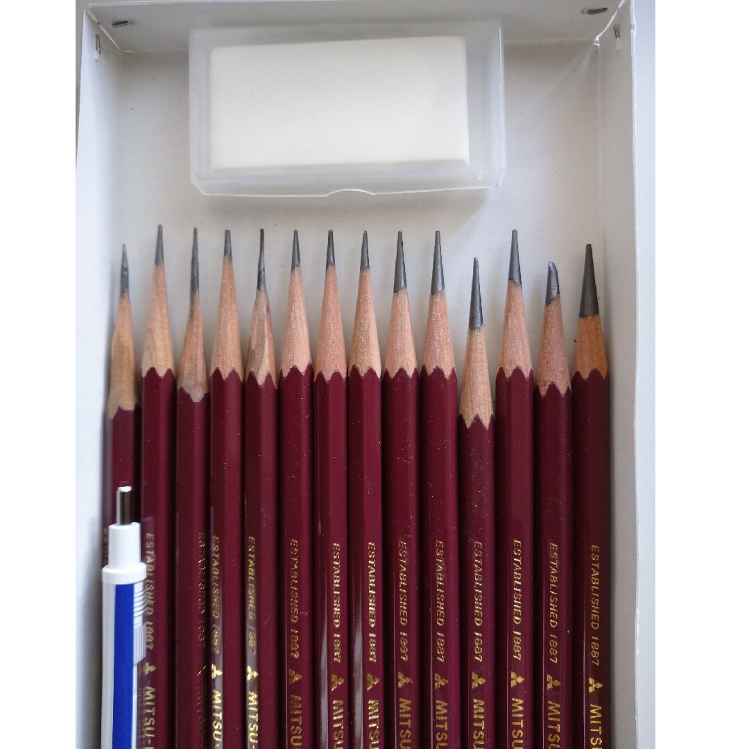 三菱鉛筆 - 三菱鉛筆 ハイユニ 14本 羽根箒 セットの通販 by LOVE♥️CAT's shop｜ミツビシエンピツならラクマ