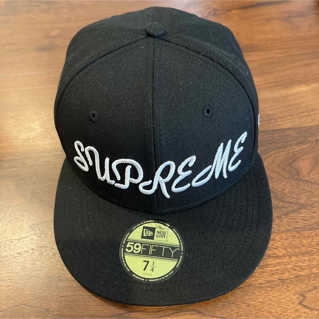 capsupreme19ssMetallik logo cap