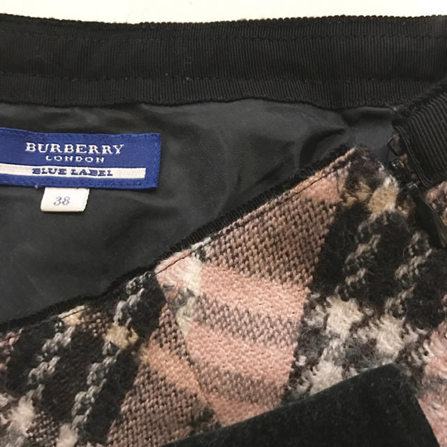 BURBERRY(バーバリー)のバーバリーブルーレーベル★チェック柄スカート レディースのスカート(ひざ丈スカート)の商品写真