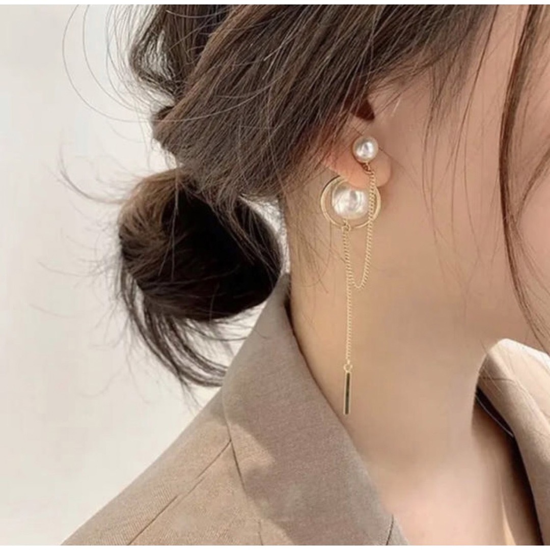 Dior ダブルパールピアス