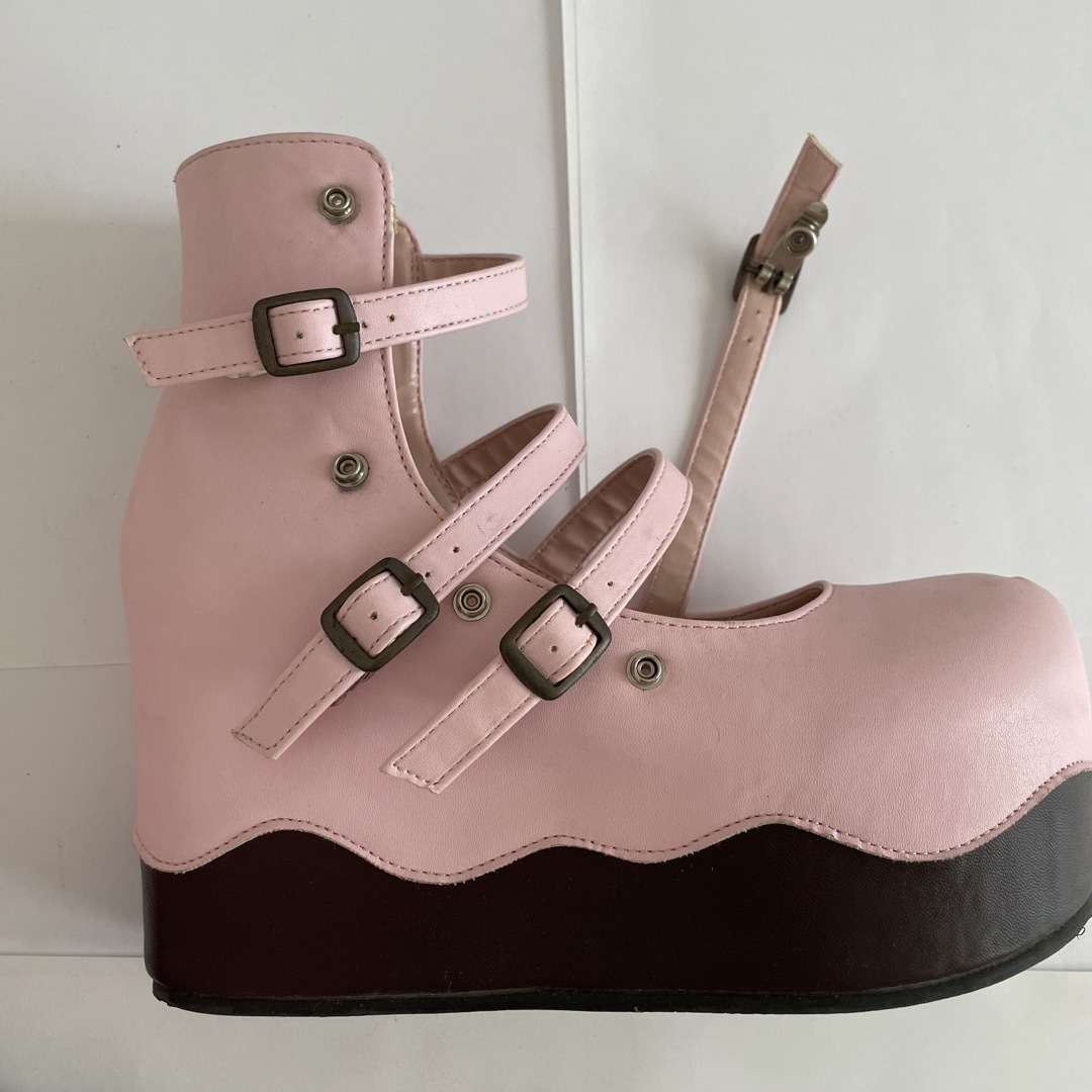 Angelic Pretty(アンジェリックプリティー)のメルティチョコレートシューズ(ピンク) レディースの靴/シューズ(ハイヒール/パンプス)の商品写真