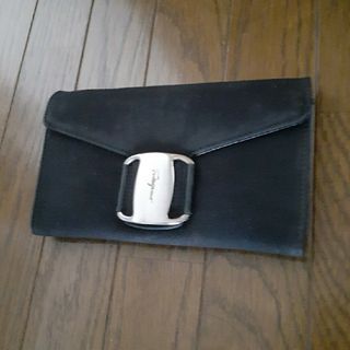 サルヴァトーレフェラガモ(Salvatore Ferragamo)のフェラガモ ヴァラ ナイロン 財布 ブラック(財布)