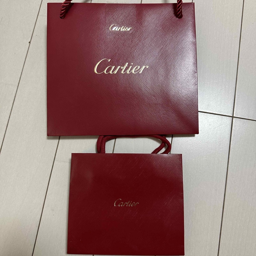 カルティエ　ショッパー　紙袋　ショップ袋　2セット レディースのバッグ(ショップ袋)の商品写真